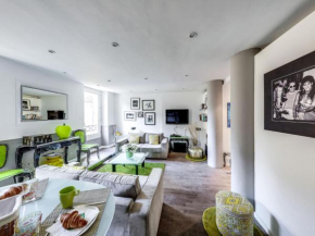 Apartment Rue Du Commandant Guichard